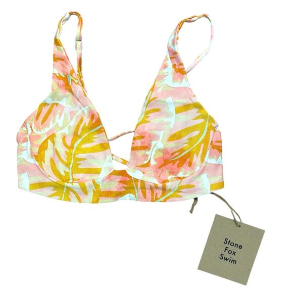 NWT Stone Fox Swim Daya Bikini Top Hot Tropix Print Size Small - Picture 3 of 6